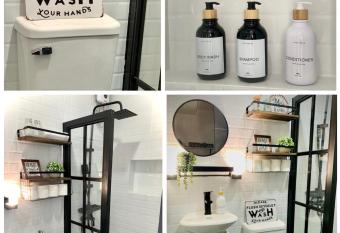 InHouse has Balcony rooms