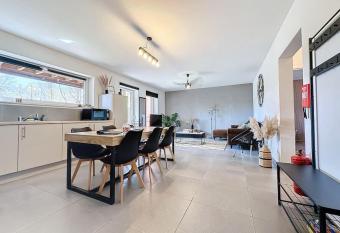 Cozy Trip has Balcony rooms