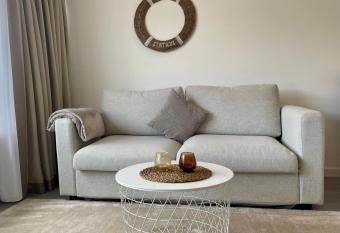 Meerzeit am Timmendorfer Strand has Balcony rooms