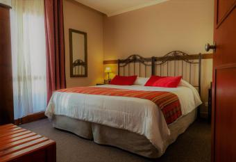 Don Pepe Hotel y Caba  as allows 18 year olds to book a room