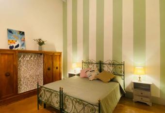 La Casa di Giovanna has Balcony rooms