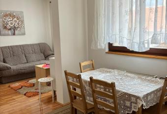 Apartman LENKA has Balcony rooms