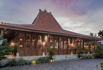 Gria Kerten has Balcony rooms