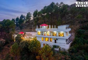 StayVista at The Hush Escape has Balcony rooms