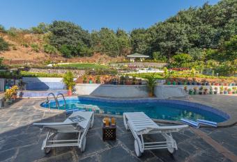 SaffronStays Caramelo - a private swimming pool villa nestled amidst beautiful landscaping and gardens in Lavasa has Balcony rooms