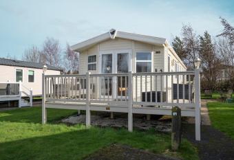 DORA - 3 Bedroom Static Caravan has Balcony rooms