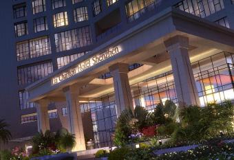 Lia Charlton Hotel Shenzhen has Smoking rooms