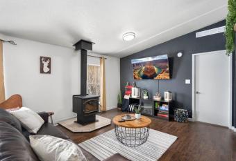 Wonderland in Williams-Scenic Views -EscapetheCity has Balcony rooms