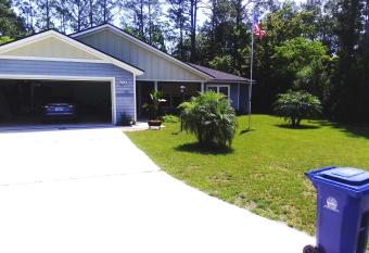 DANA ESTATE's allows 18 year olds to book a room