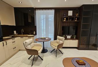 Apartment Mia Perla allows 18 year olds to book a room