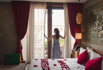 Cambana d Angkor Suites allows 18 year olds to book a room