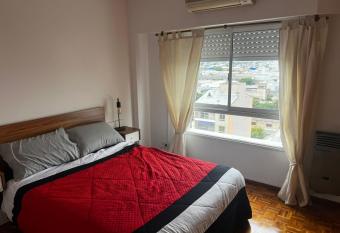 Departamento En San Martin allows 18 year olds to book a room