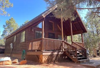 Whispering Pines has Balcony rooms