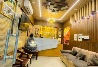 Hotel Shree Keshav Haweli has Smoking/Balcony rooms