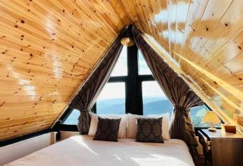 Sinsup villa Doichang 1 has rooms with a private hot tub