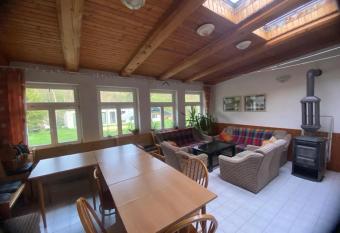 Chata Sedmikr  ska has Balcony rooms