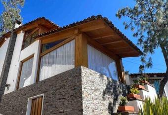 Agradable caba  a en Tapalpa has Balcony rooms
