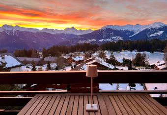 Magnifique attique avec vue sur le lac de la Moubra has Balcony rooms