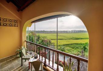 Casa de Campo has rooms with a private hot tub