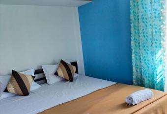 S M S Homestay has Balcony rooms