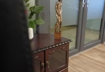 Beach appartment allows 18 year olds to book a room