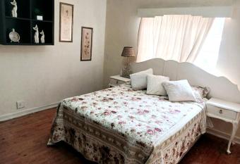 Self-catering Unit Springs allows 18 year olds to book a room