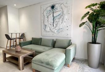 Dynasty Estate - Maarif residency allows 18 year olds to book a room