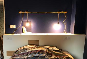 Cambrassa has Balcony rooms