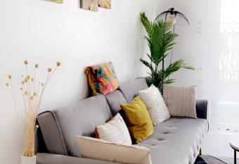 Eiffel Zen appartement has Balcony rooms