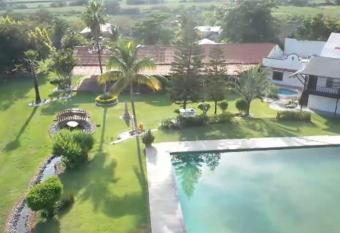 Las Ventanas has Balcony rooms