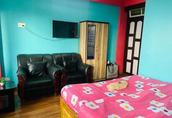 Chewang Homestay allows 18 year olds to book a room