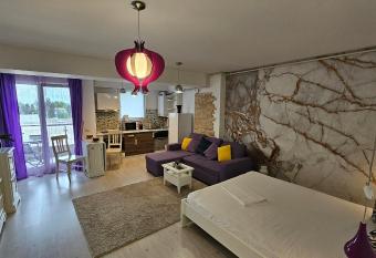 Airport Residence 3 has Balcony rooms