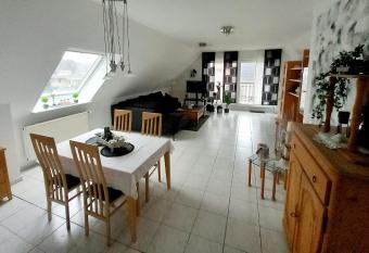 Ferienwohnung u Monteurwohnung S  dlohn M  nsterland has Balcony rooms