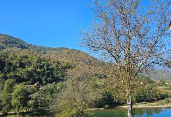 Pravo mesto has Balcony rooms