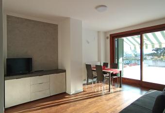 Casa Lucia has Balcony rooms