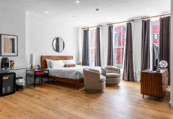 DTWN Historic Hotel, West Market Square View, King Bed, Room # 200 allows 18 year olds to book a room