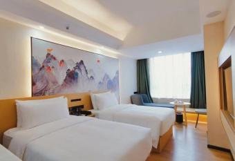 Connar Hotel - Shenzhen Shawei allows 18 year olds to book a room