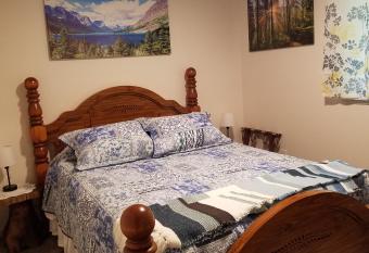 Clallam Bay HideFarAway Note Home shared with host allows 18 year olds to book a room