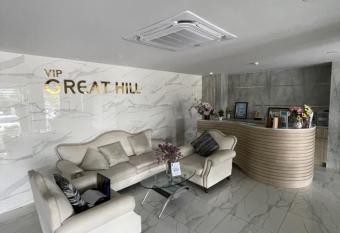 VIP Great Hill allows 18 year olds to book a room