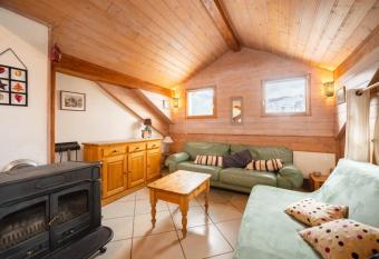 Flaine - Rare Appartement Chalet has Balcony rooms