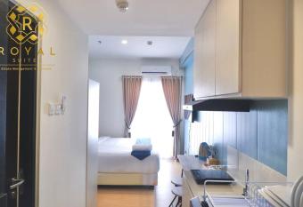 Royal Suites Studio 18ZY - Citra Plaza Nagoya has Balcony rooms
