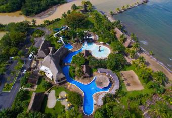 Amatique Bay Hotel allows 18 year olds to book a room