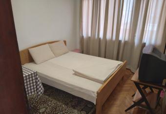 Stefano - Ohrid, Center, Room2 allows 18 year olds to book a room
