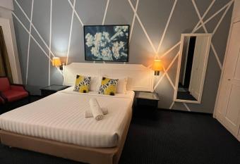 Beach Paradise by HSV has Balcony rooms