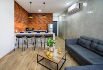 C  modo departamento privado Cabo San Lucas B.C.S allows 18 year olds to book a room