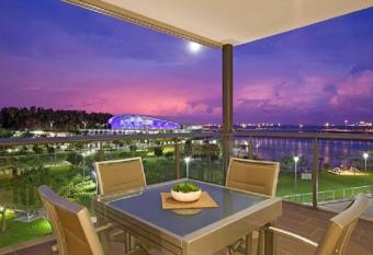 Darwin Waterfront Wharf Escape Holiday Apartments allows 18 year olds to book a room