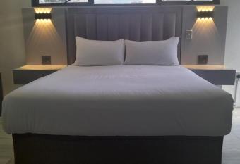 PULA NALA LODGE has Balcony rooms