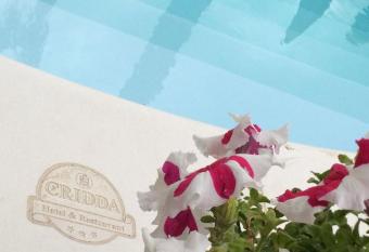 Cridda Hotel & Restaurant has Balcony rooms