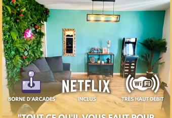 Jungle (Play) Room has Balcony rooms