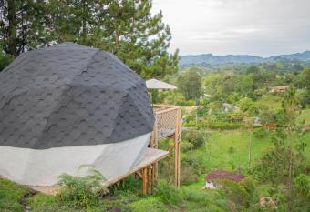 Magic View - El pe  ol, Guatape has Balcony rooms